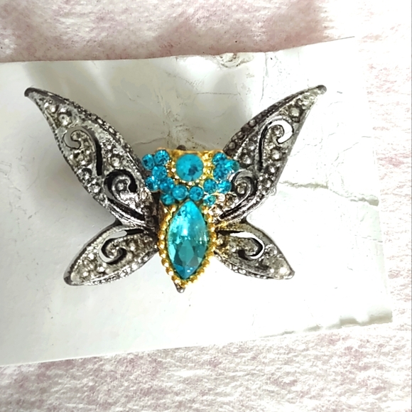 Vintage Butterfly Brooch - Picture 3 of 12